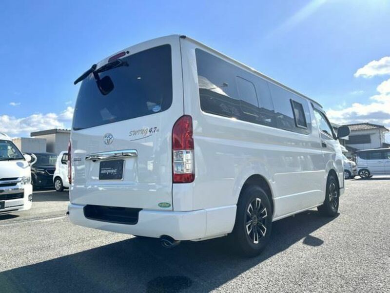 HIACE VAN