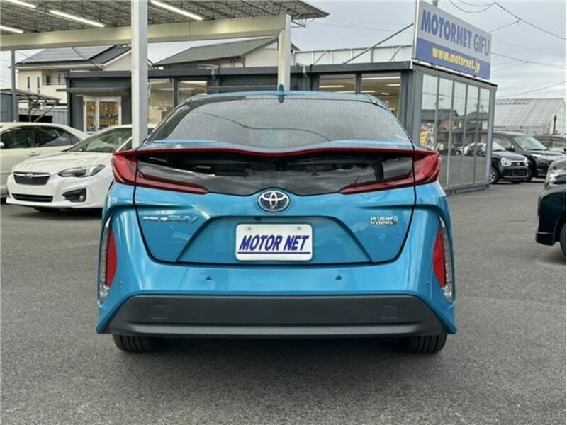 PRIUS PHV