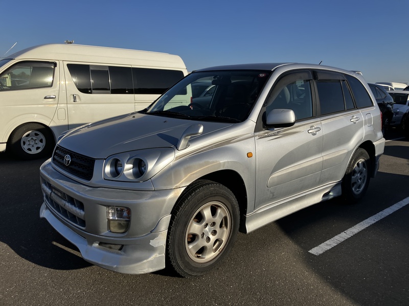 TOYOTA RAV4 L