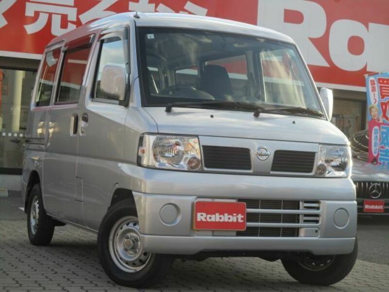 NISSAN CLIPPER VAN