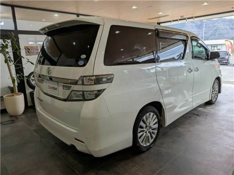 VELLFIRE