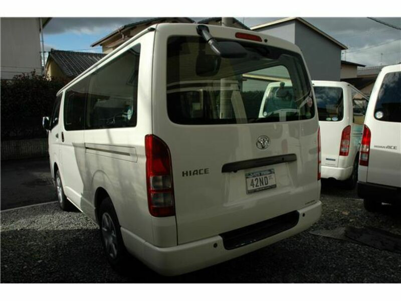 HIACE VAN