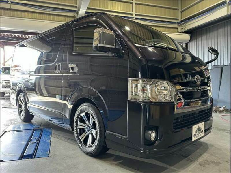 HIACE VAN