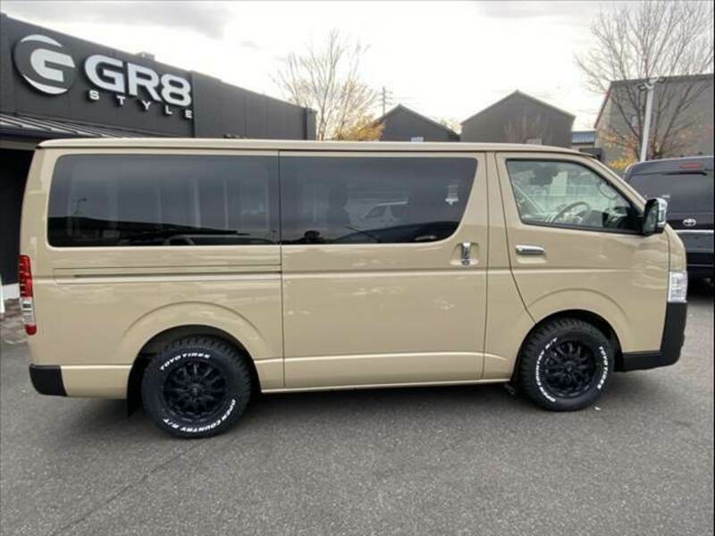 HIACE VAN