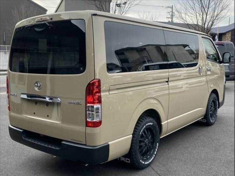 HIACE VAN