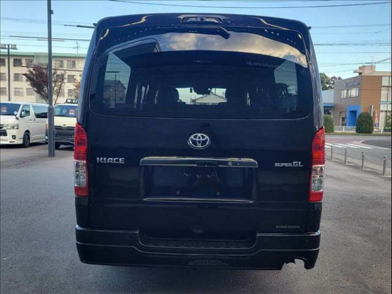 HIACE VAN