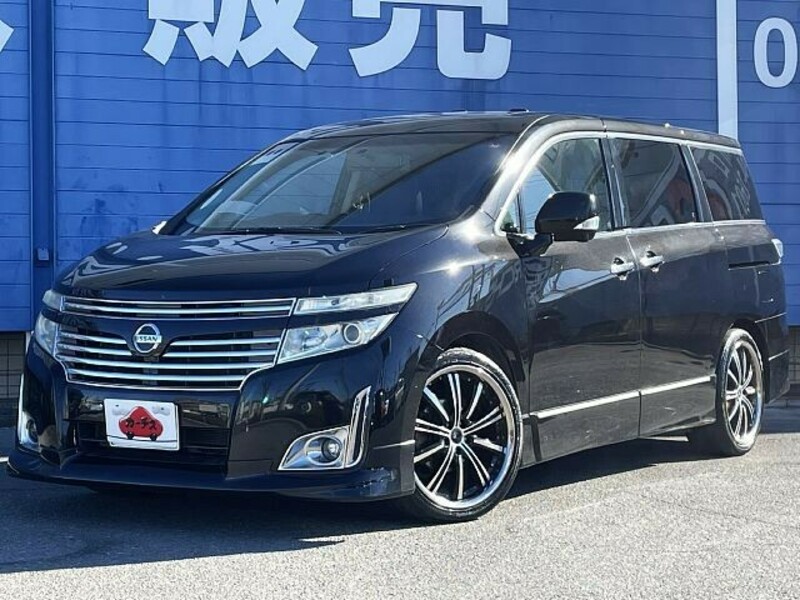 NISSAN ELGRAND