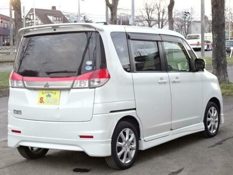 DELICA D2