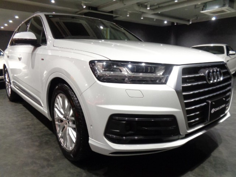 Q7