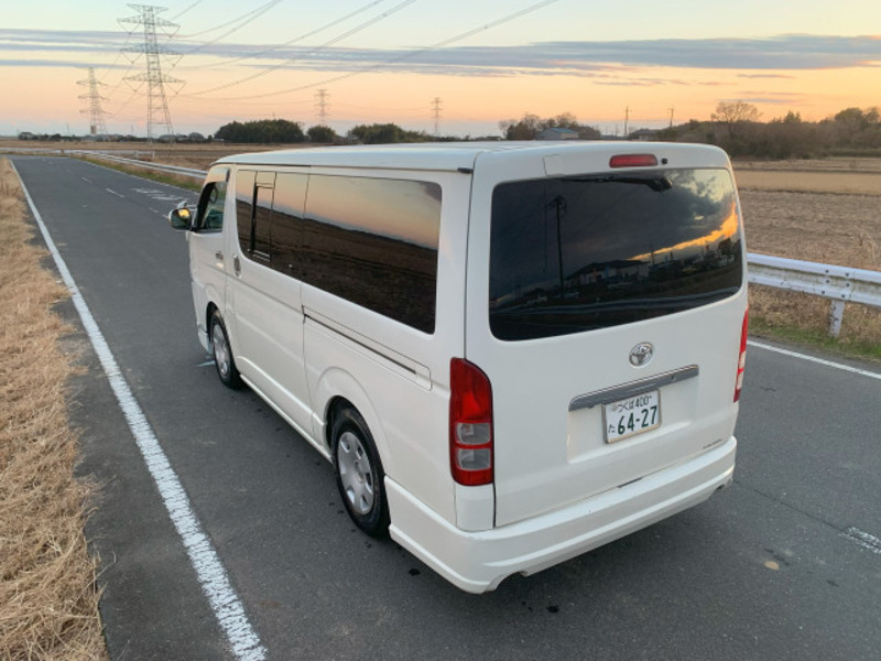 HIACE VAN