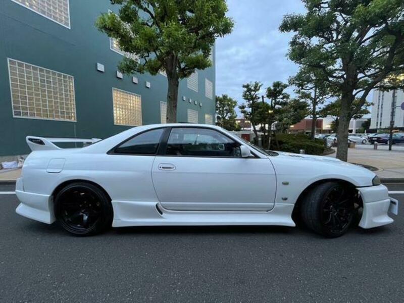 SKYLINE