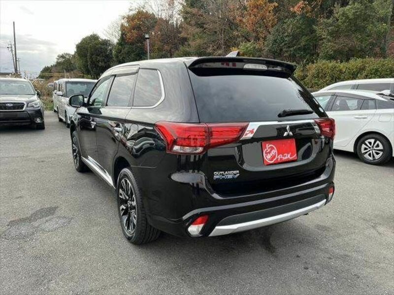 OUTLANDER PHEV