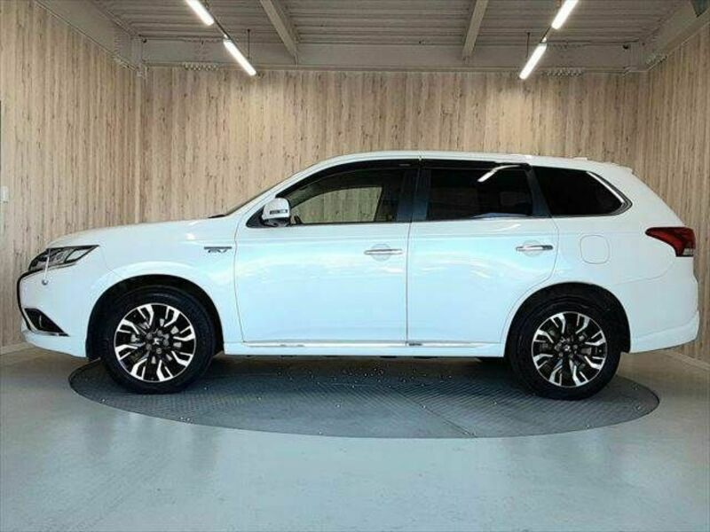 OUTLANDER PHEV