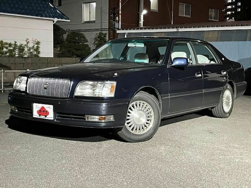 TOYOTA CROWN MAJESTA