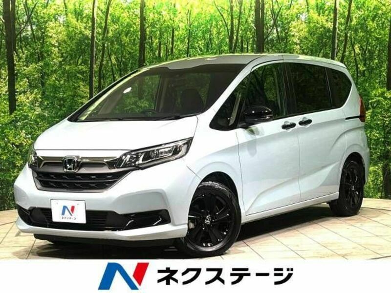 HONDA FREED HYBRID