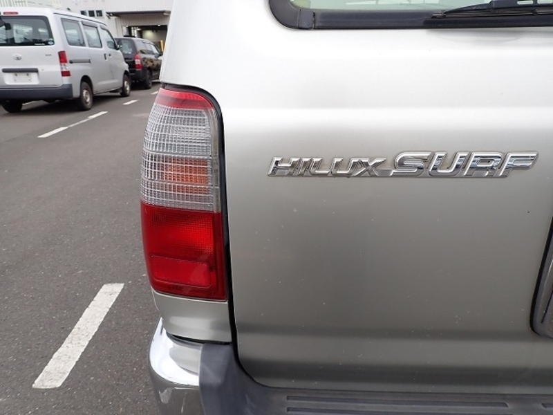 HILUX SURF-26