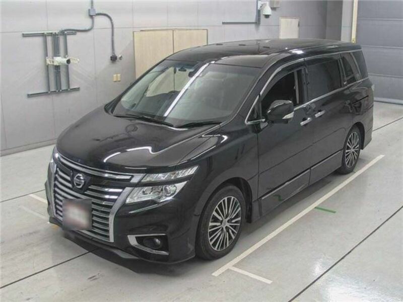 NISSAN ELGRAND