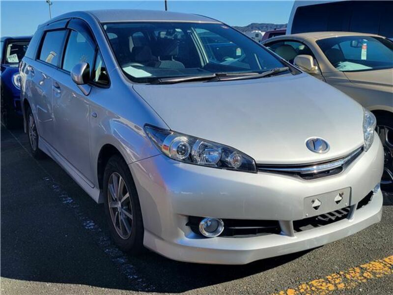 TOYOTA WISH