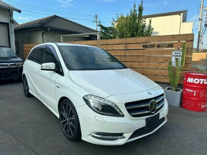 MERCEDES-BENZ B-CLASS