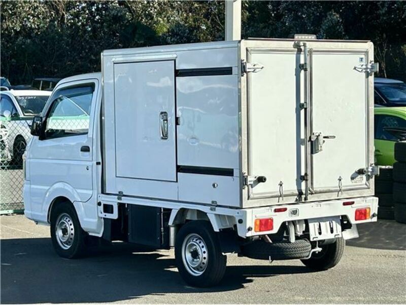 CARRY TRUCK