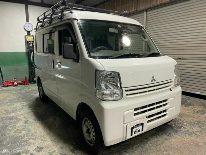 MITSUBISHI MINICAB VAN