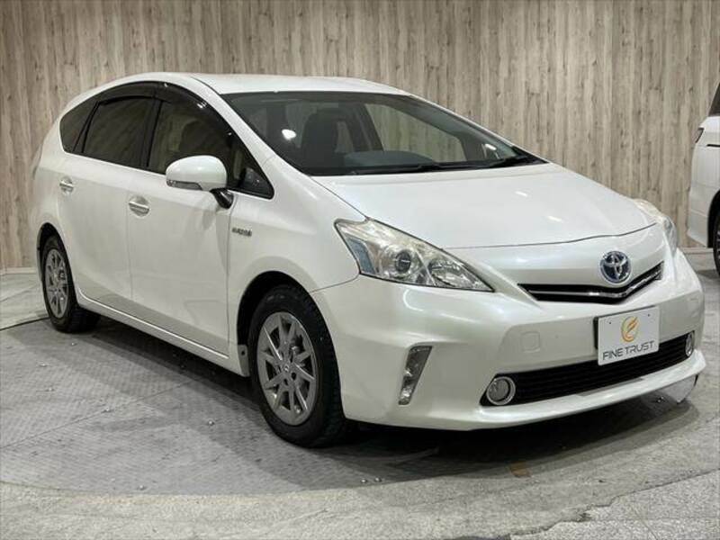 PRIUS ALPHA