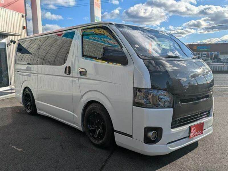 HIACE VAN