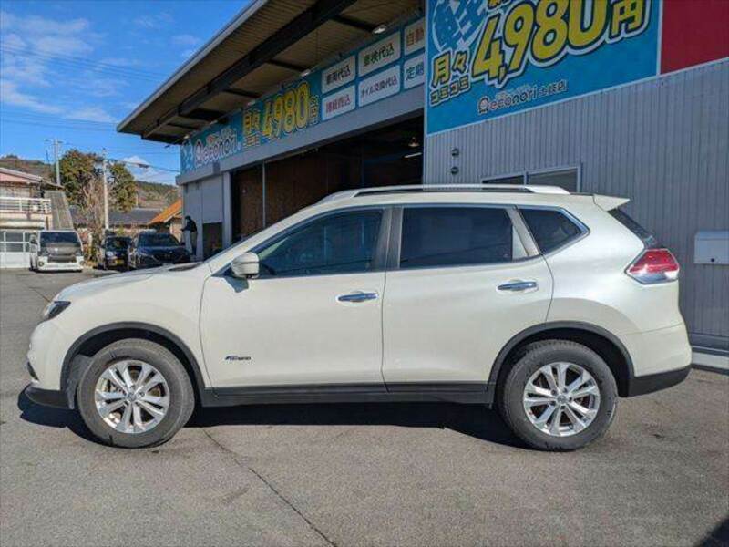 X-TRAIL