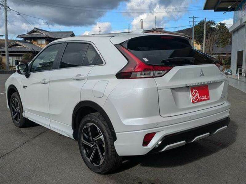 ECLIPSE CROSS