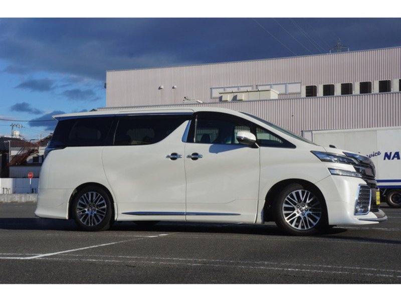 VELLFIRE