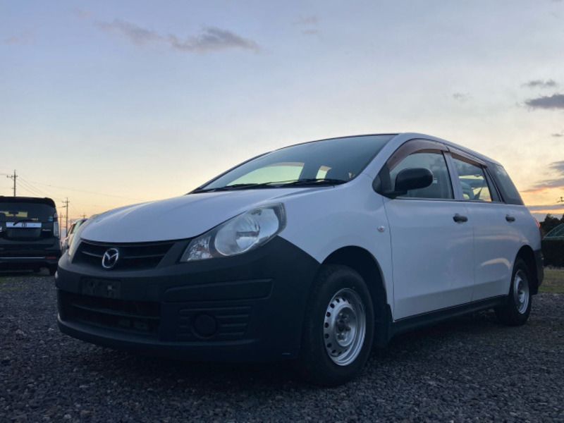 MAZDA FAMILIA VAN