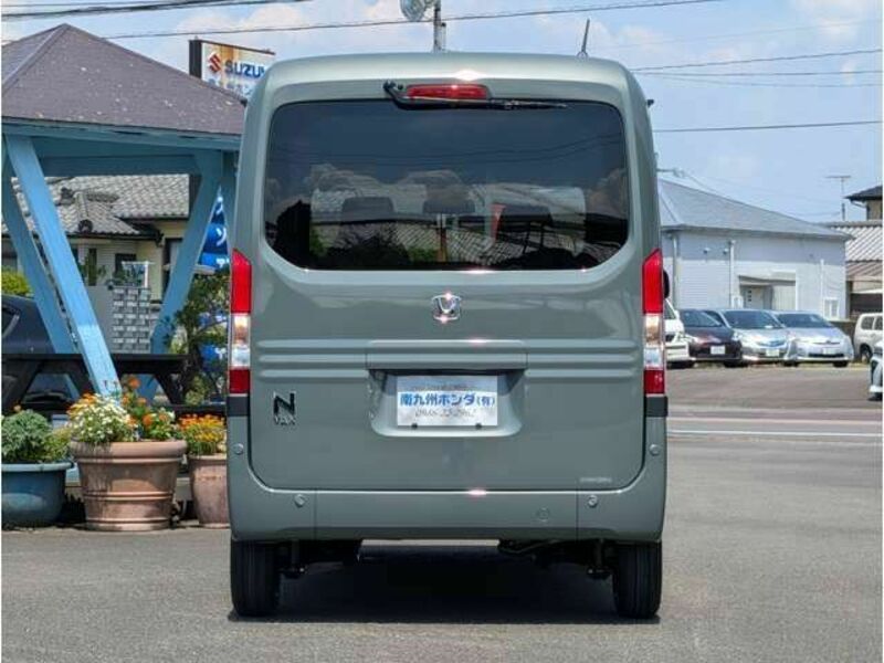 N-VAN