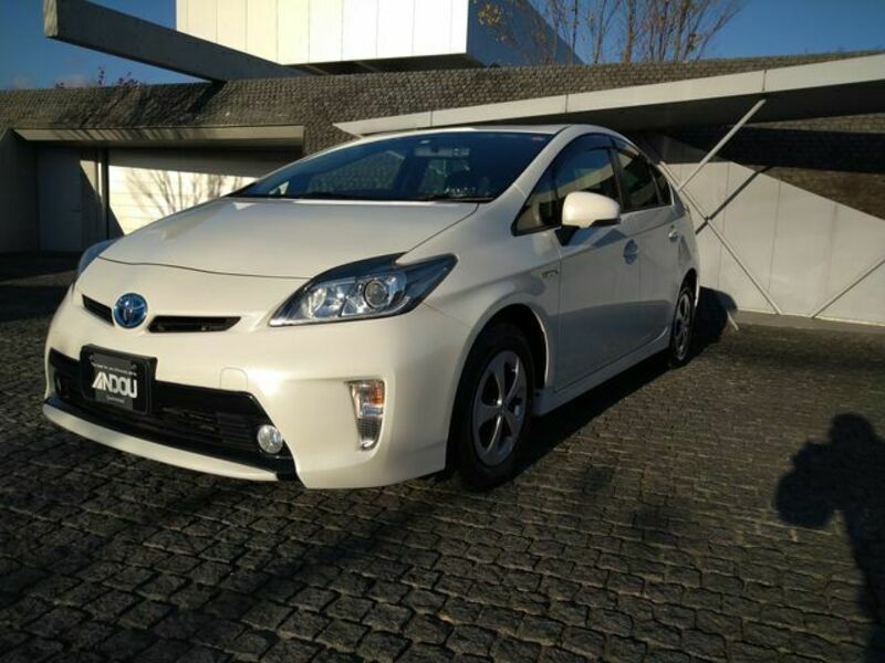 PRIUS-0