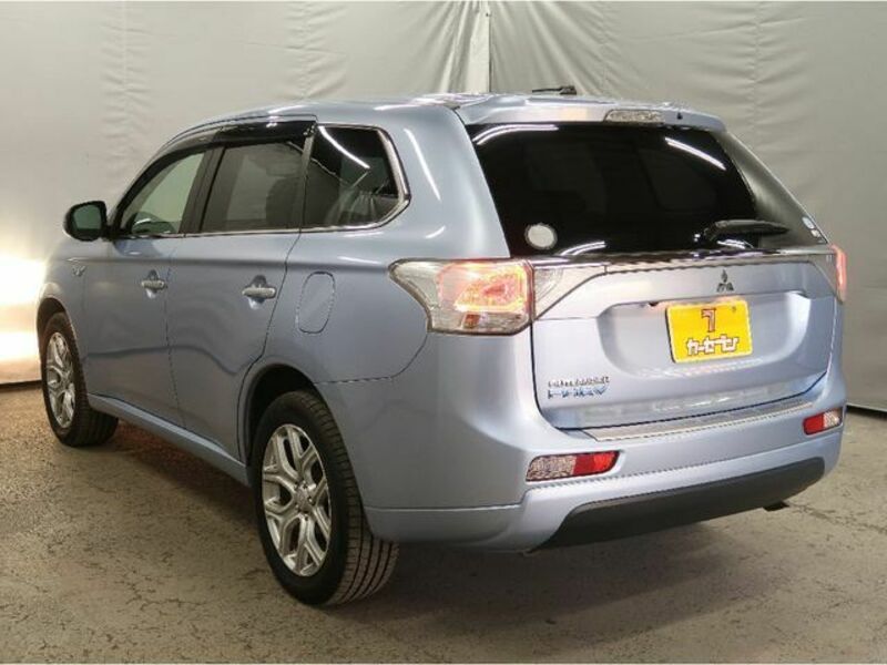 OUTLANDER PHEV