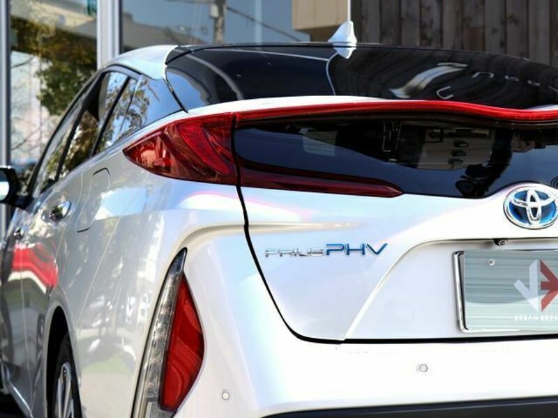 PRIUS PHV