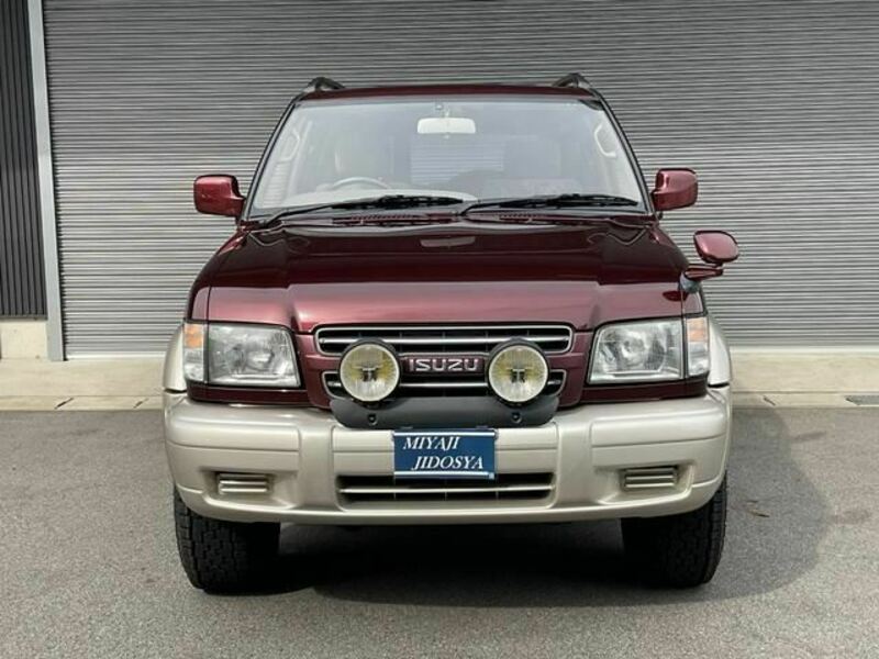 ISUZU BIGHORN