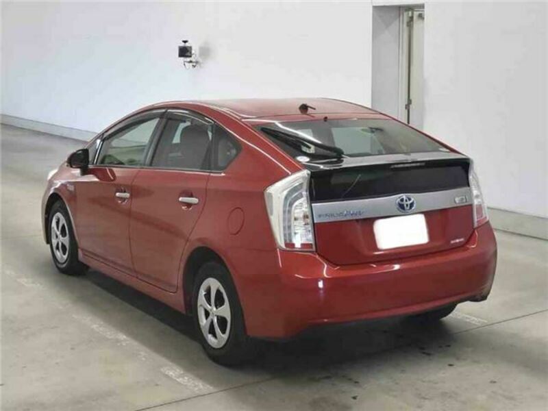 PRIUS PHV