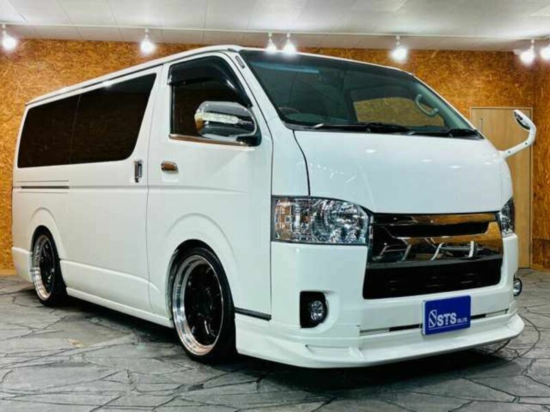 HIACE VAN