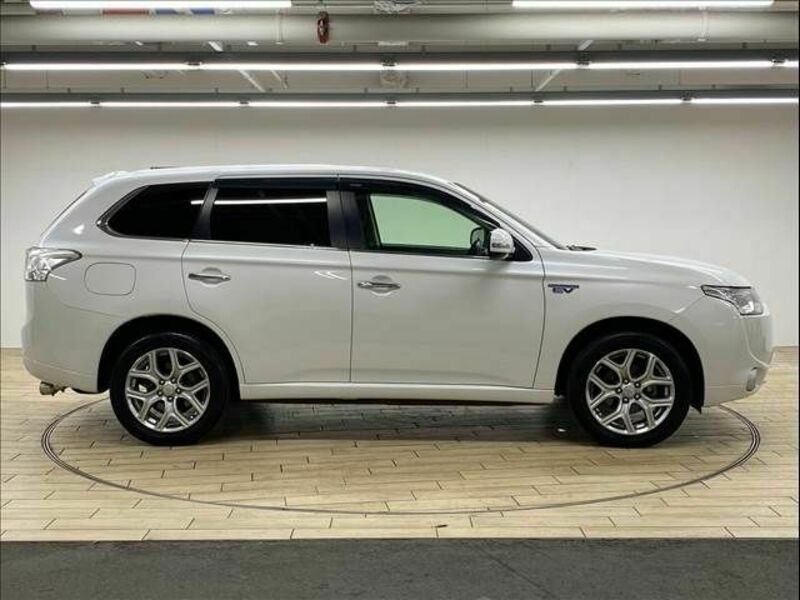 OUTLANDER PHEV