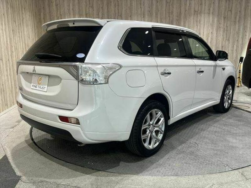 OUTLANDER PHEV