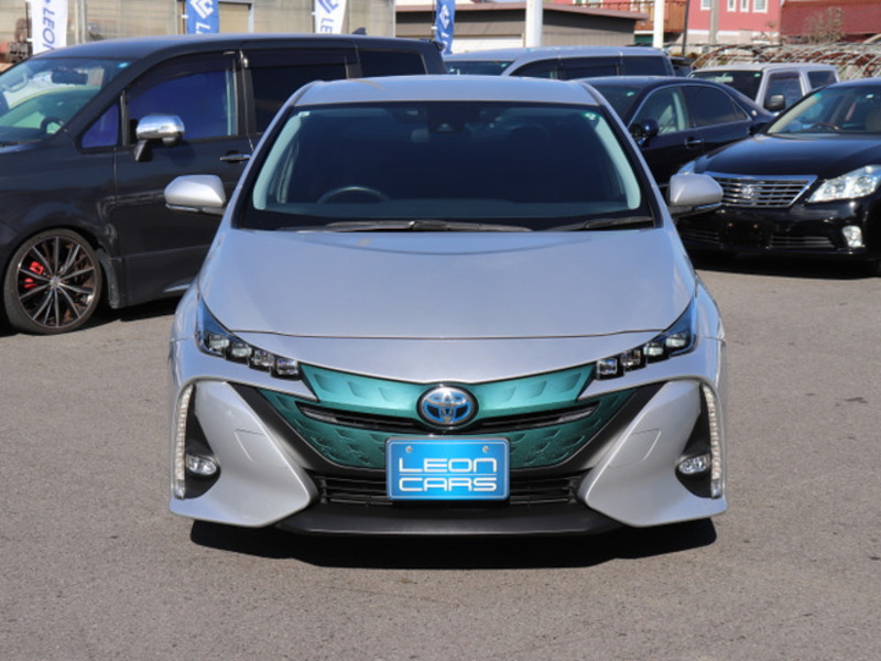 PRIUS PHV