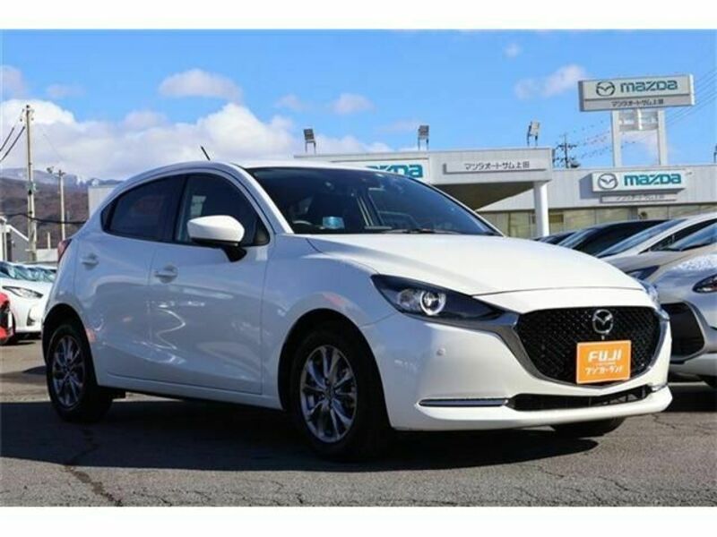 MAZDA2