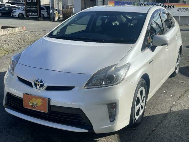 TOYOTA PRIUS