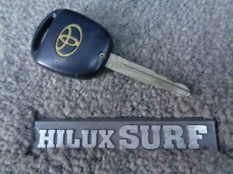 HILUX SURF