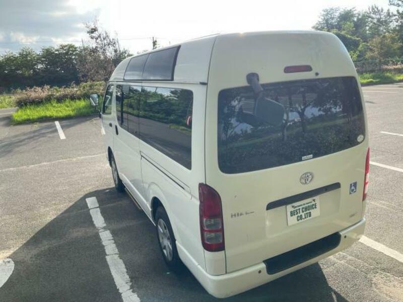 HIACE VAN