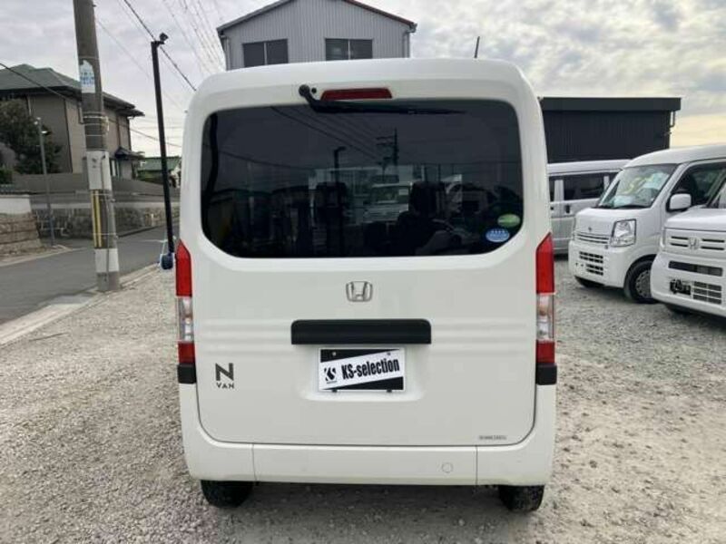 N-VAN