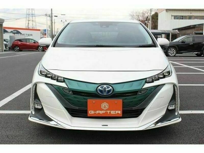 PRIUS PHV