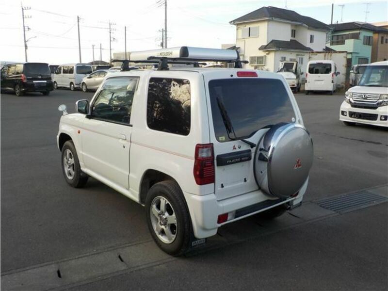 PAJERO MINI