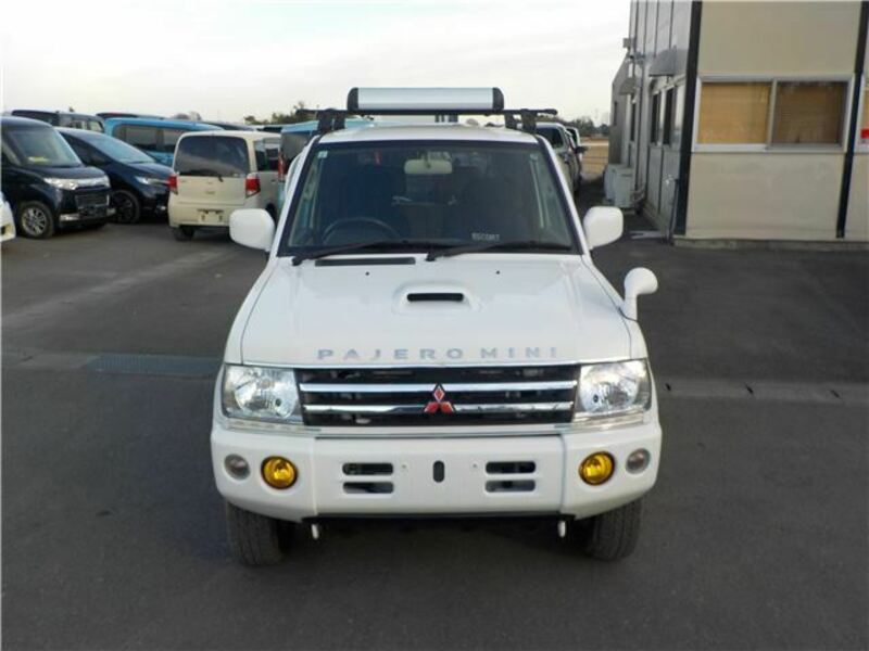 PAJERO MINI