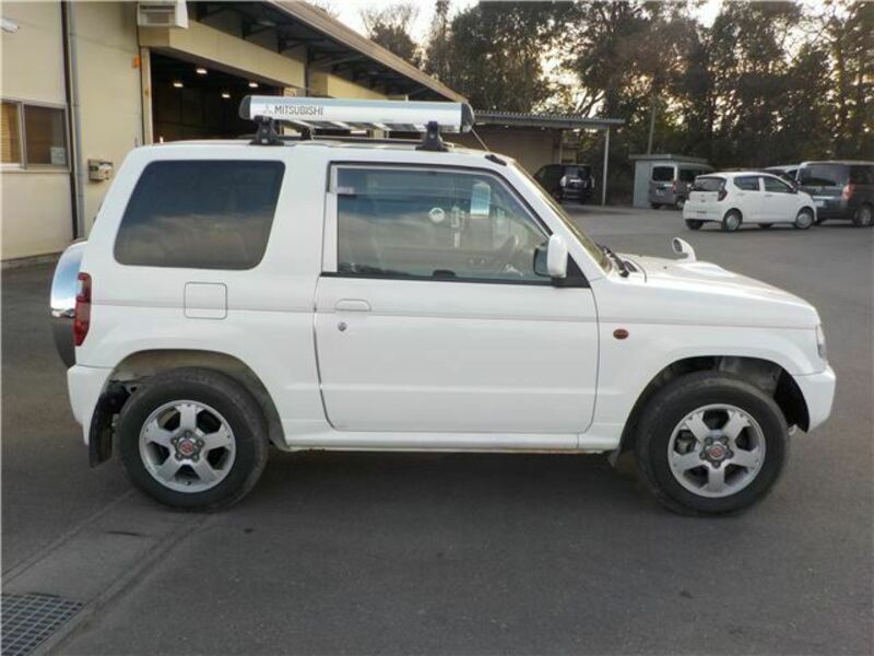 PAJERO MINI